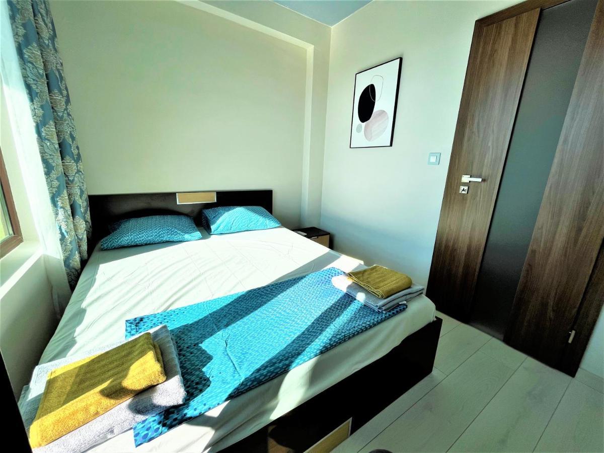 Botabara 312 Self Catering Beach Apartment Pomorie Bagian luar foto