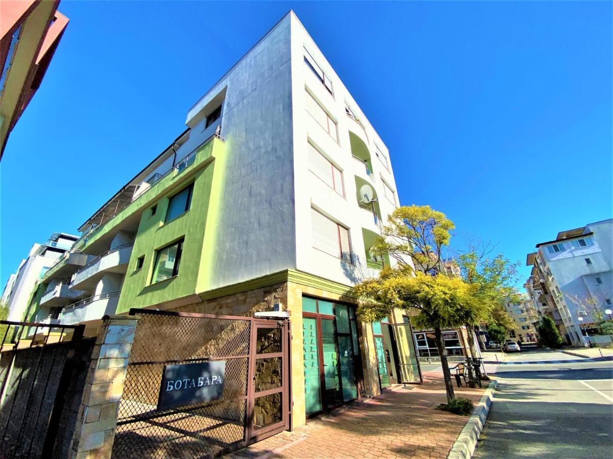 Botabara 312 Self Catering Beach Apartment Pomorie Bagian luar foto