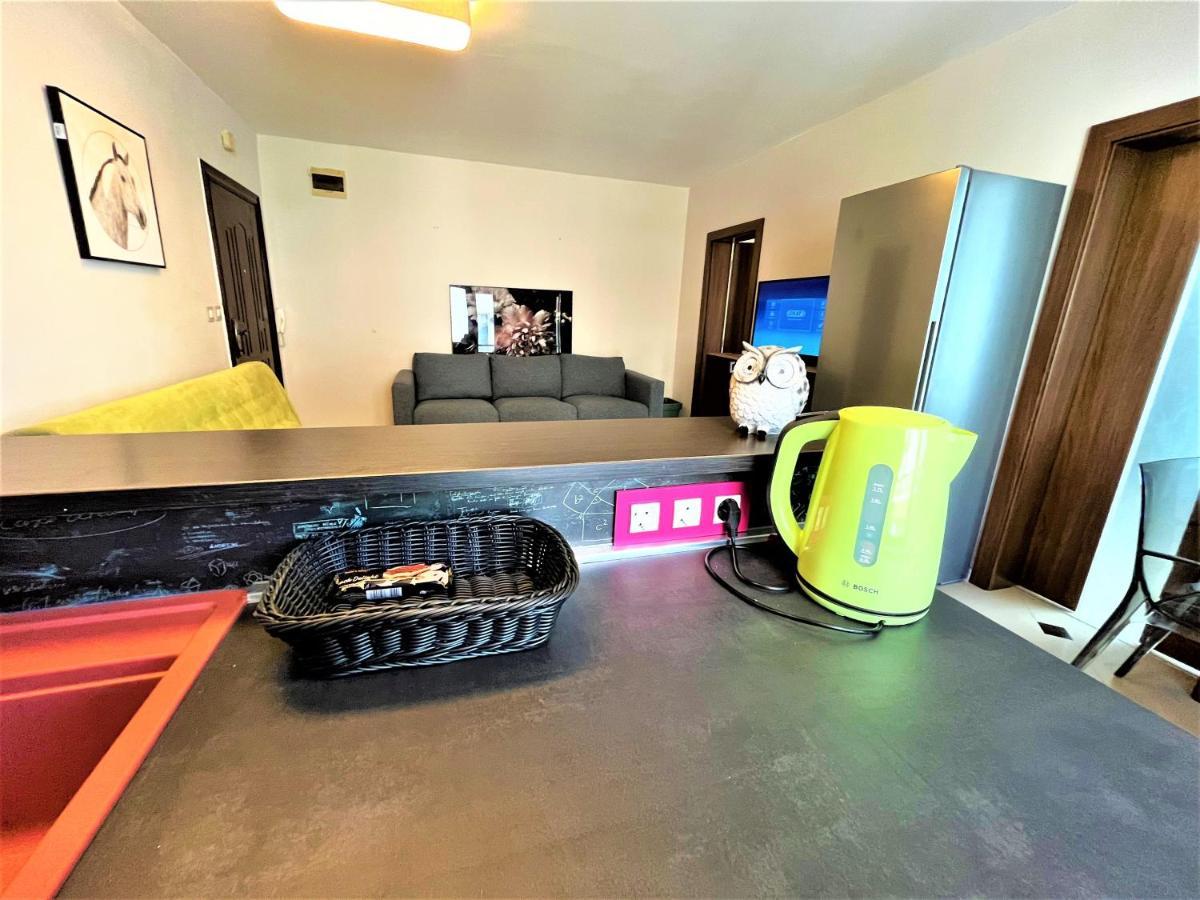 Botabara 312 Self Catering Beach Apartment Pomorie Bagian luar foto