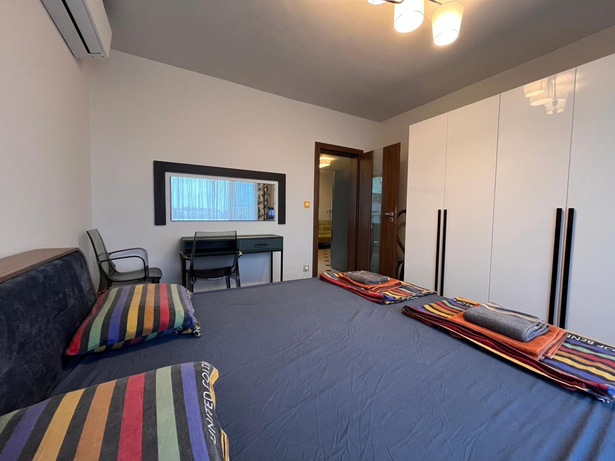 Botabara 312 Self Catering Beach Apartment Pomorie Bagian luar foto