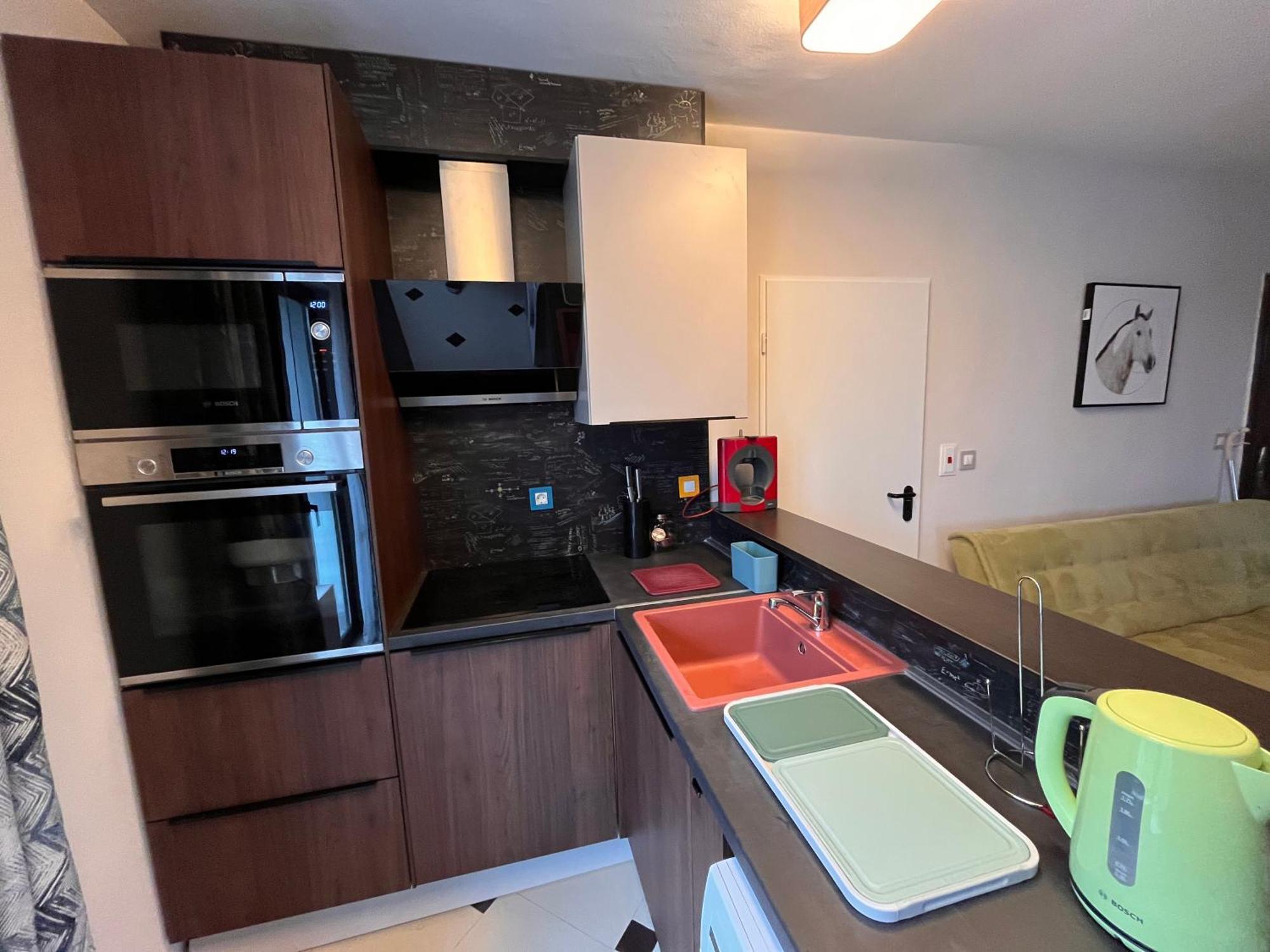 Botabara 312 Self Catering Beach Apartment Pomorie Bagian luar foto