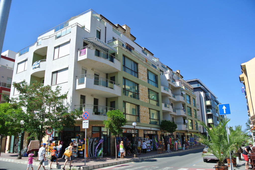 Botabara 312 Self Catering Beach Apartment Pomorie Bagian luar foto